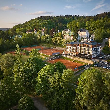 Wellness Hotel Queens Mariánské Lázně Exteriör bild