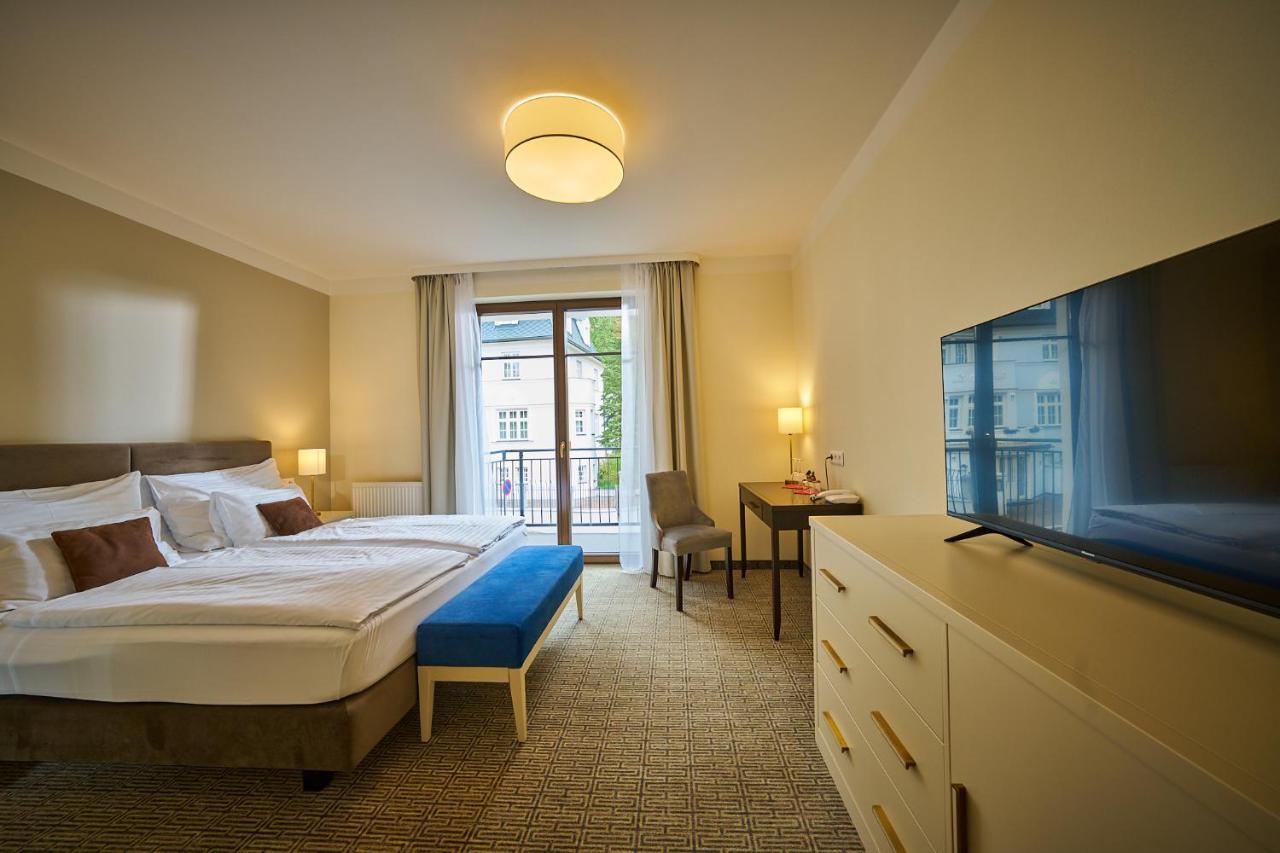 Wellness Hotel Queens Mariánské Lázně Exteriör bild