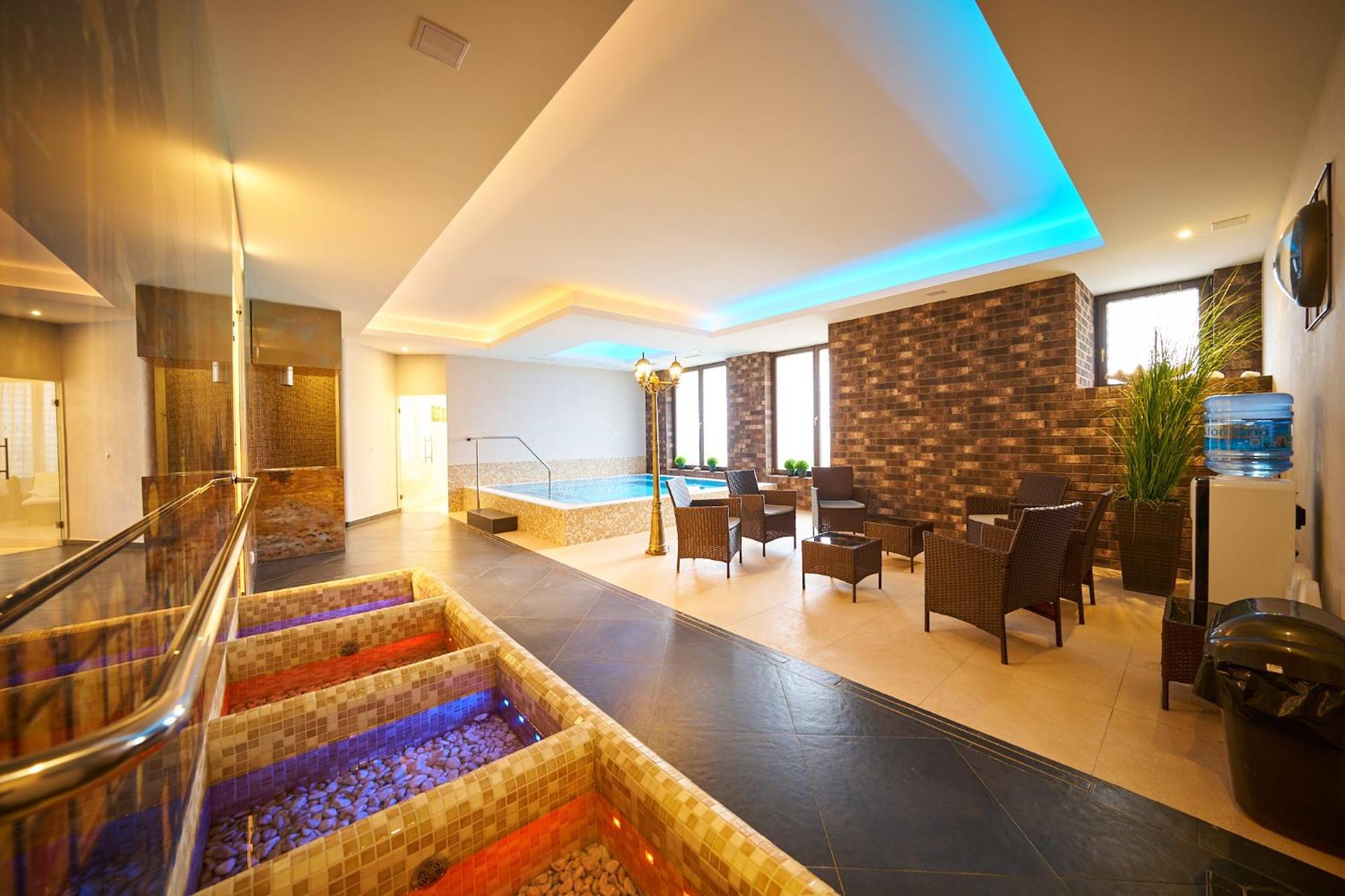 Wellness Hotel Queens Mariánské Lázně Exteriör bild
