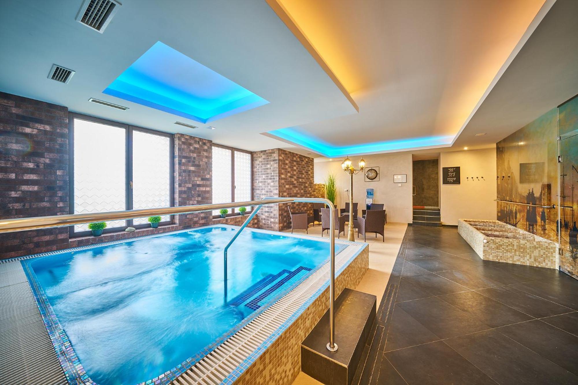 Wellness Hotel Queens Mariánské Lázně Exteriör bild