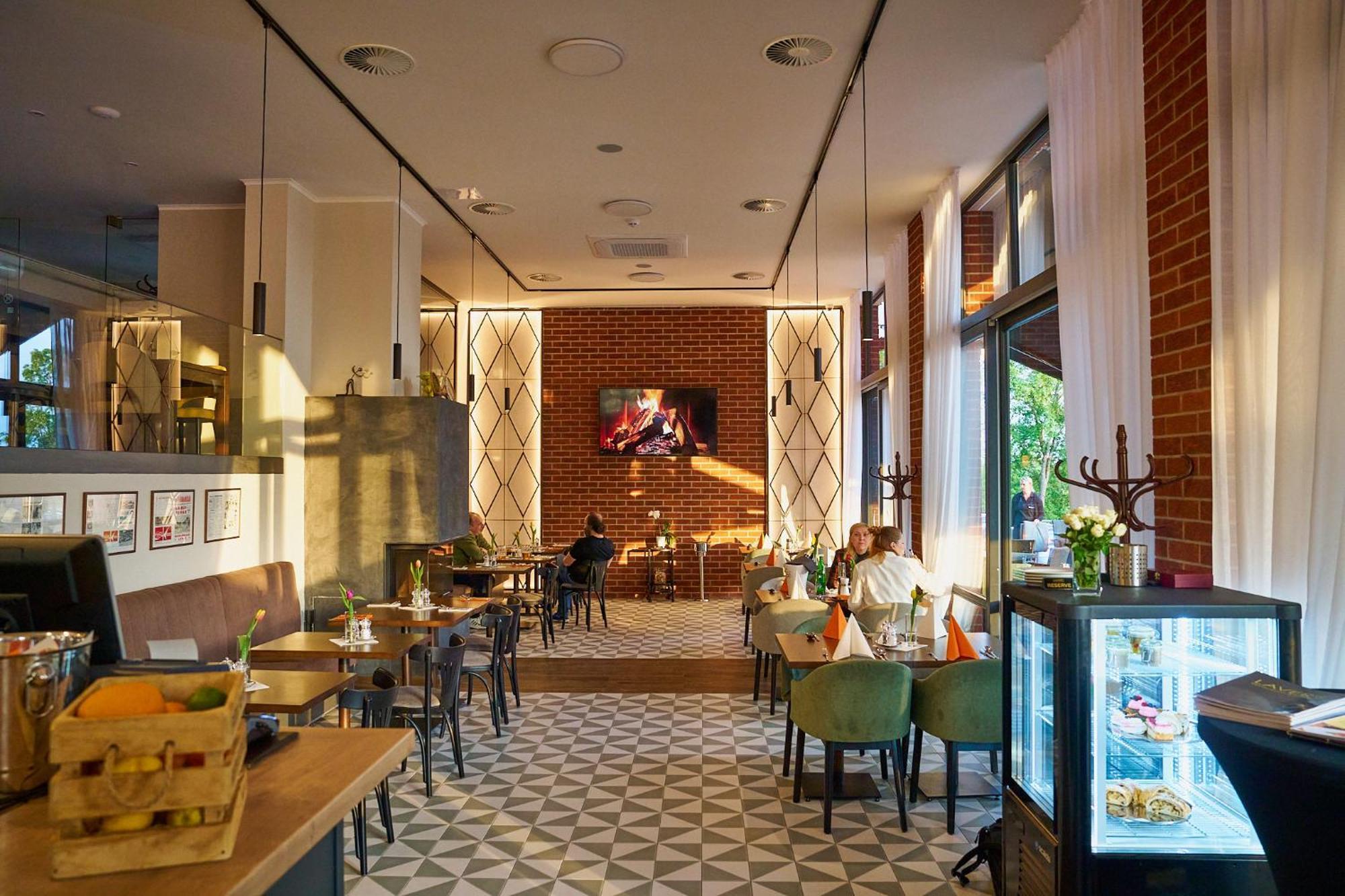 Wellness Hotel Queens Mariánské Lázně Exteriör bild